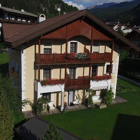 Apartments Vaiolet Santa Cristina Val Gardena Zewnętrze zdjęcie