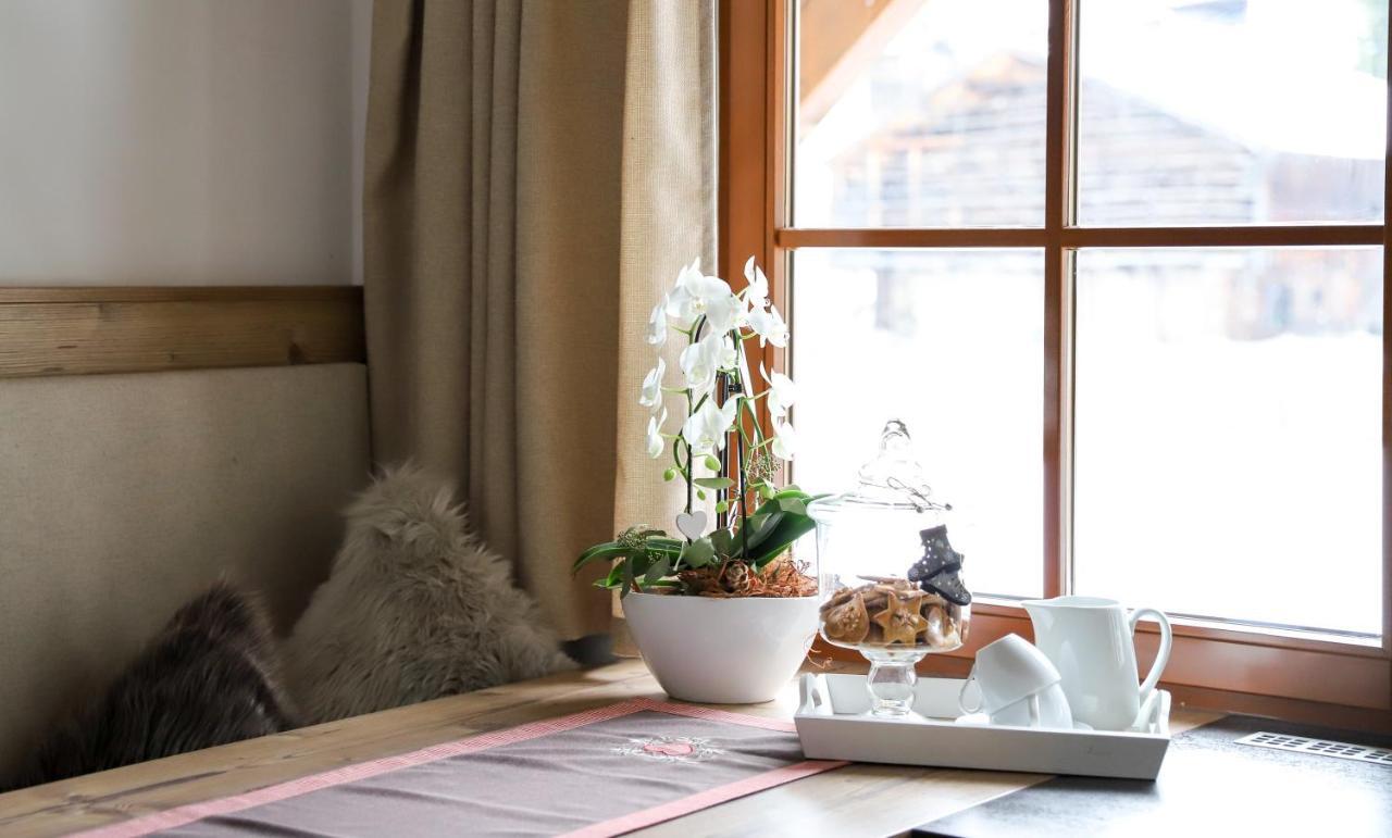 Apartments Vaiolet Santa Cristina Val Gardena Zewnętrze zdjęcie